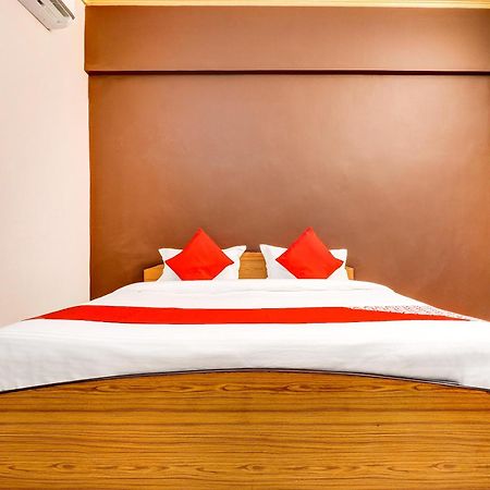 Hotel O Star City Hotel Ayodhya Dış mekan fotoğraf