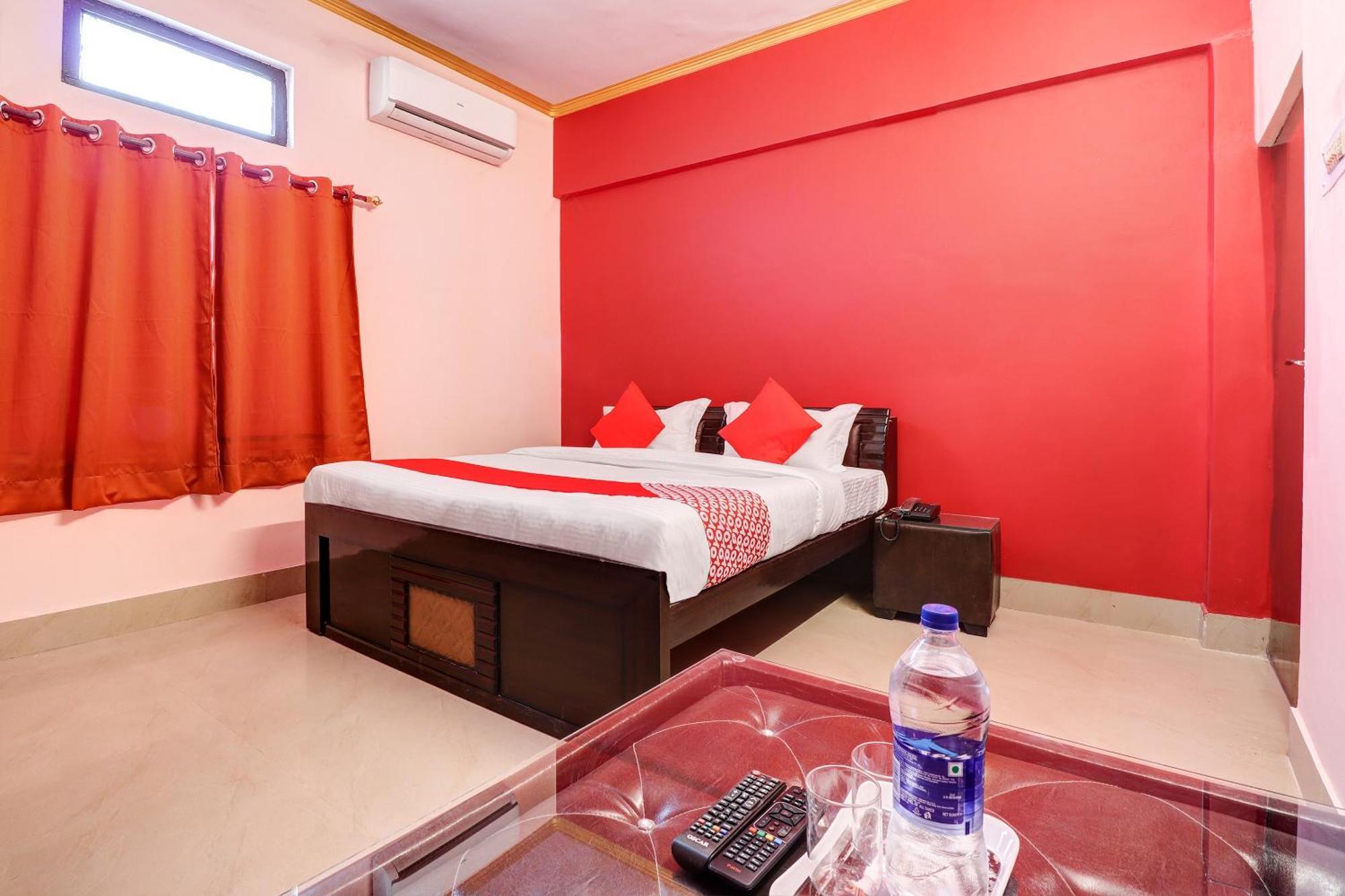 Hotel O Star City Hotel Ayodhya Dış mekan fotoğraf