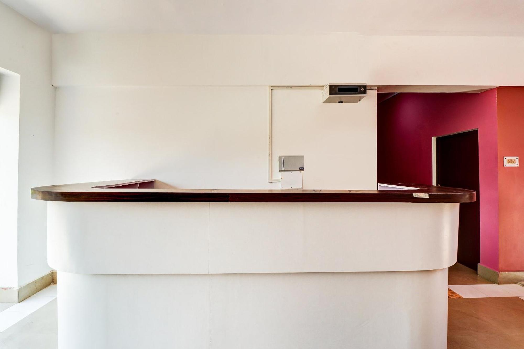 Hotel O Star City Hotel Ayodhya Dış mekan fotoğraf