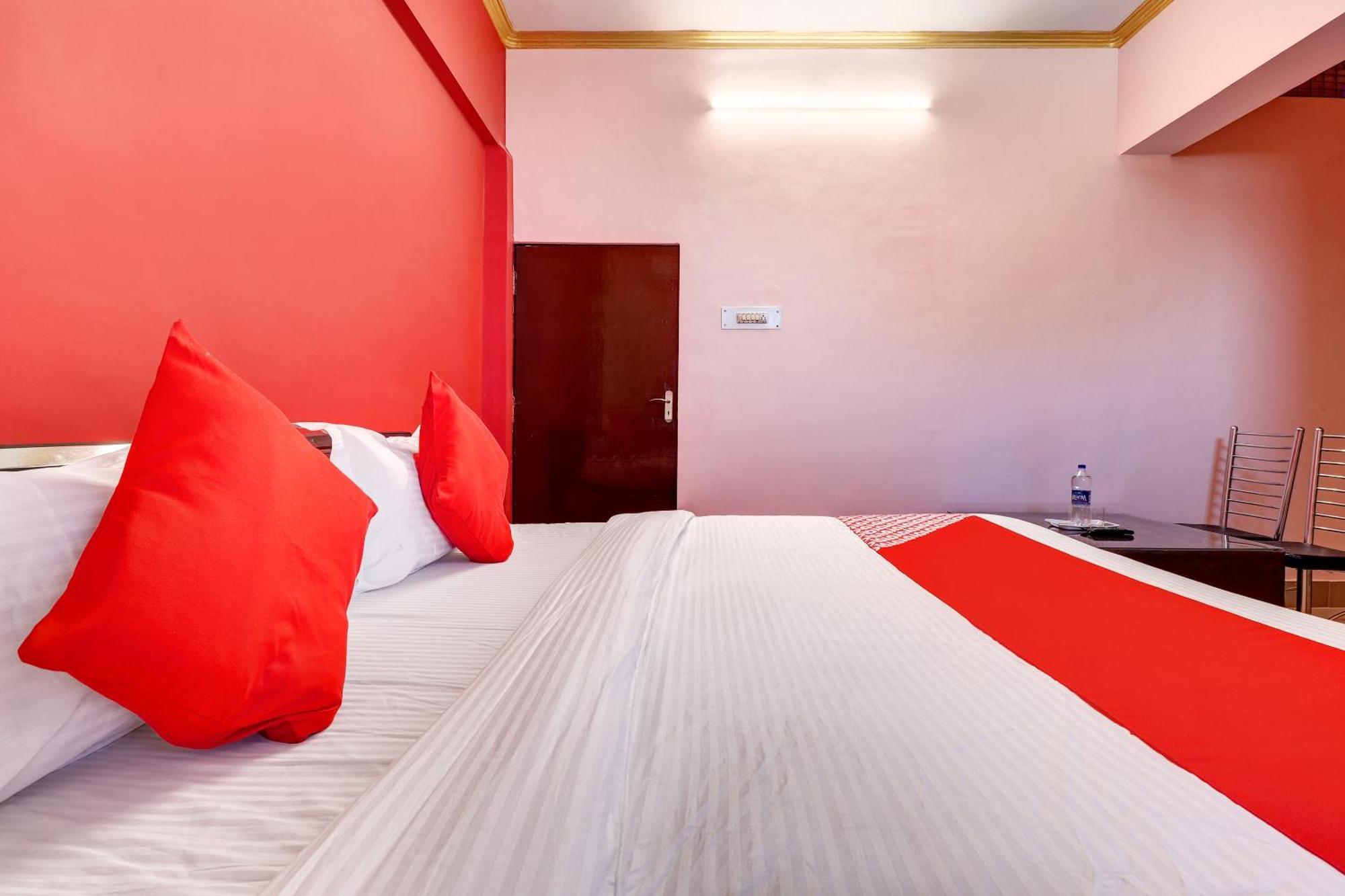 Hotel O Star City Hotel Ayodhya Dış mekan fotoğraf